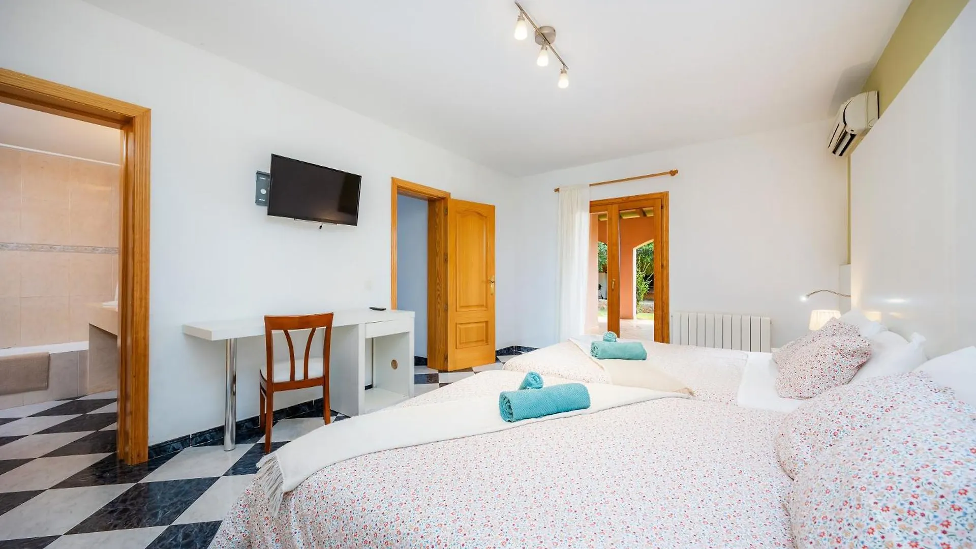 Casa Campillos Llucmajor  0*, Llucmajor (Mallorca)